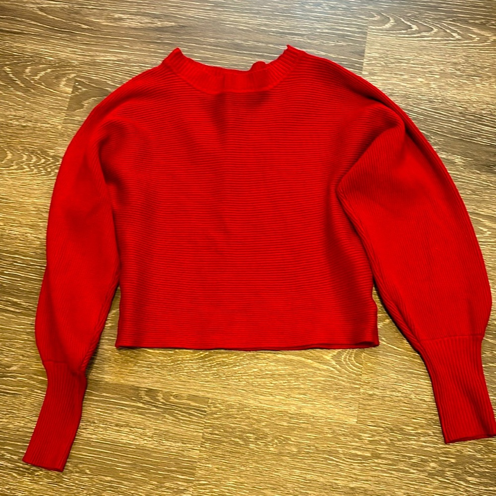 Pink Rose Red sweater. Women’s size XS ♥️